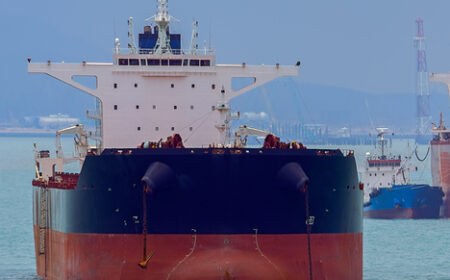 Ammonia or Methanol – Which maritime fuel will power the future of low carbon shipping?